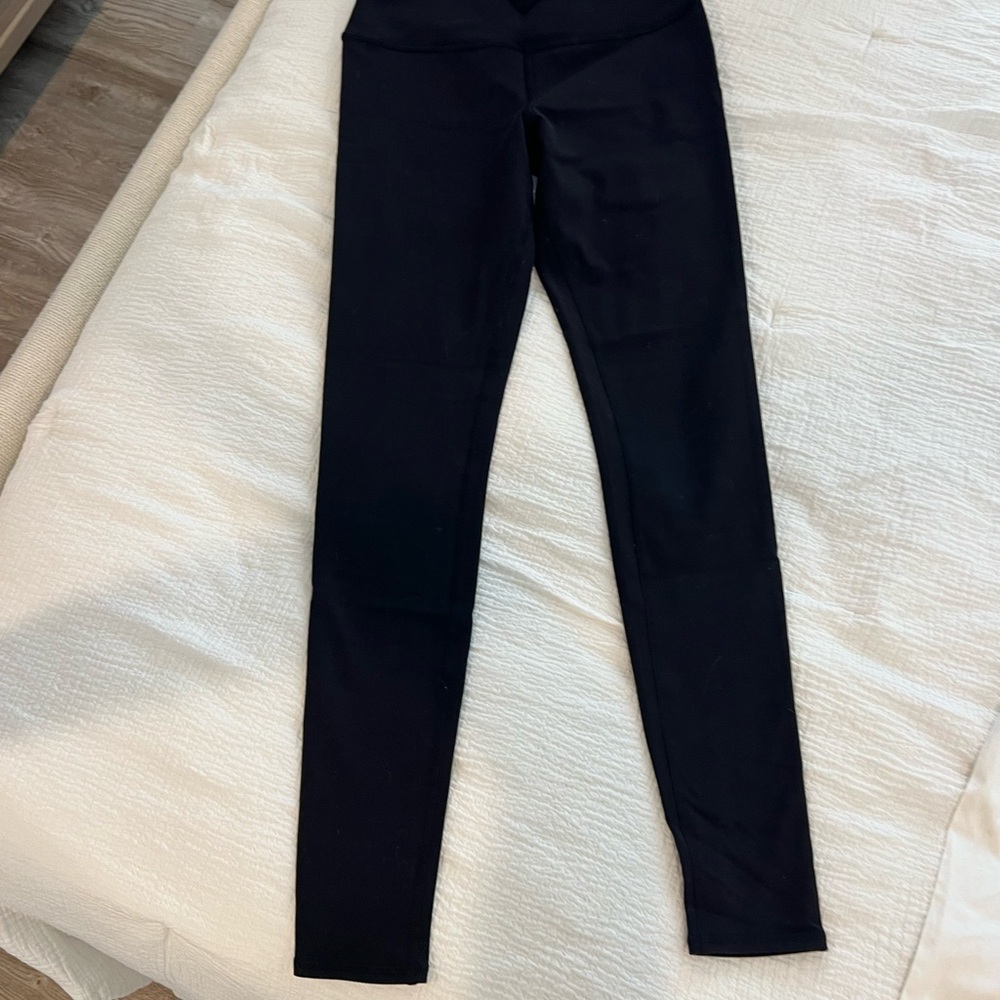 ALO Yoga Black Leggings